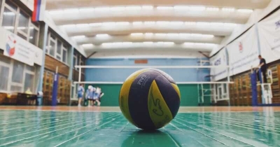 В Красноярске тренер по волейболу избил школьников палкой за непослушание